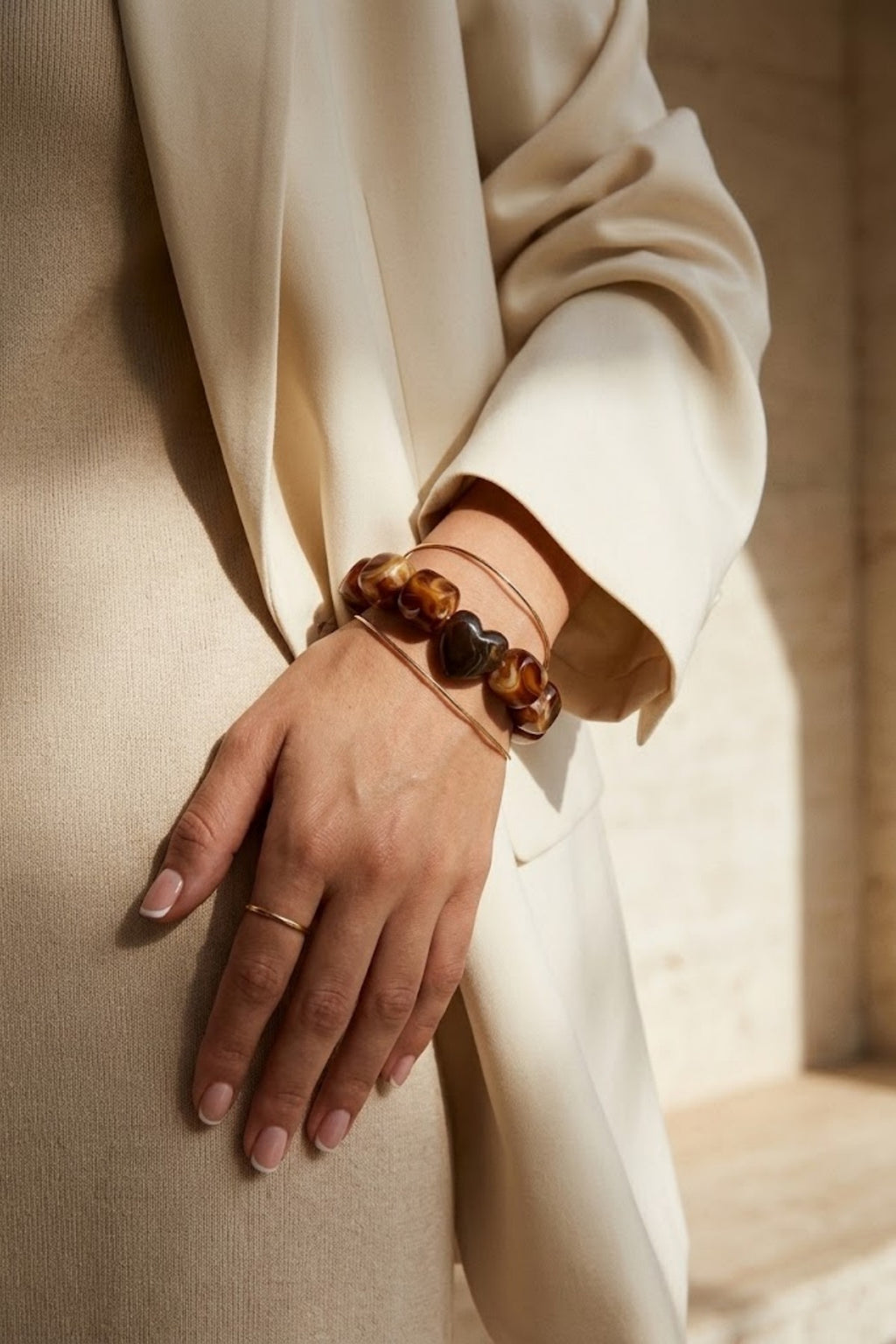 Armband met hart bruin