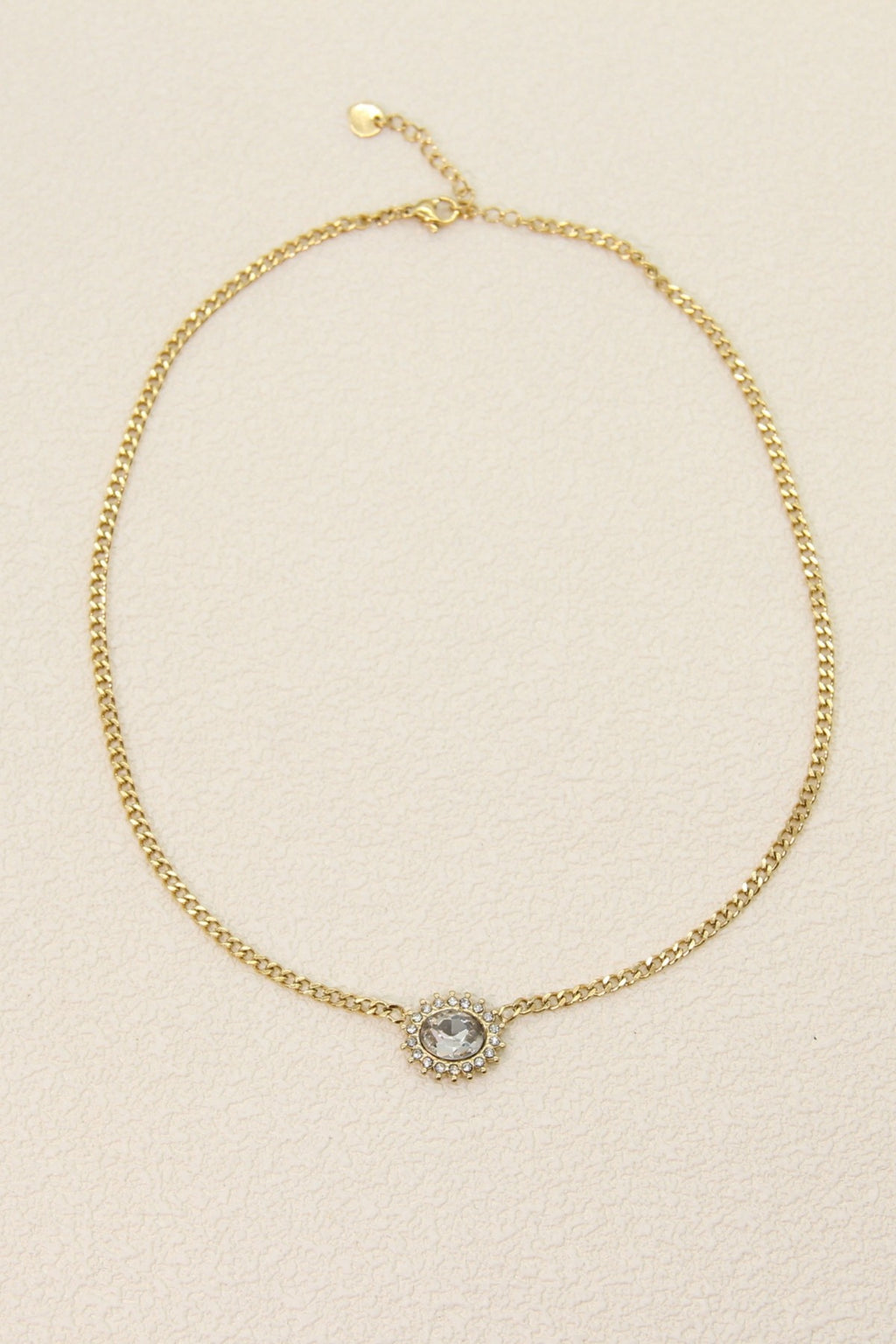 Prachtige ketting met steen